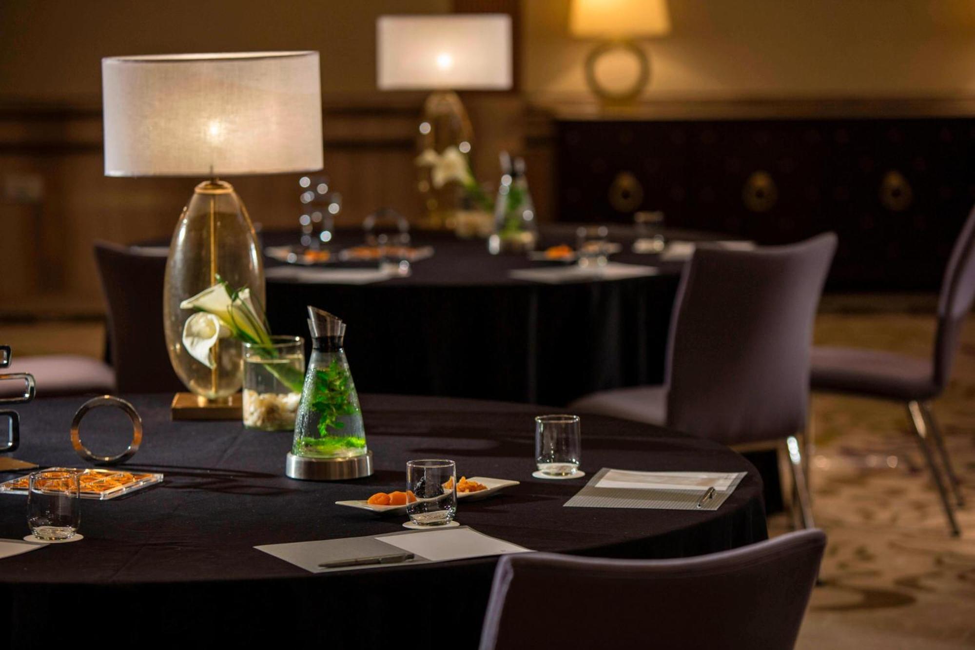 Renaissance Cairo Mirage City Hotel מראה חיצוני תמונה The Westin Meeting Room
