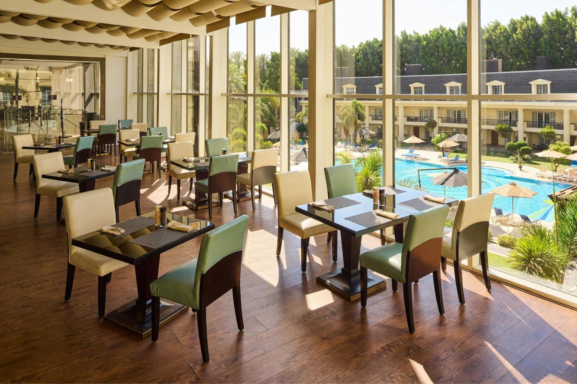Renaissance Cairo Mirage City Hotel מראה חיצוני תמונה